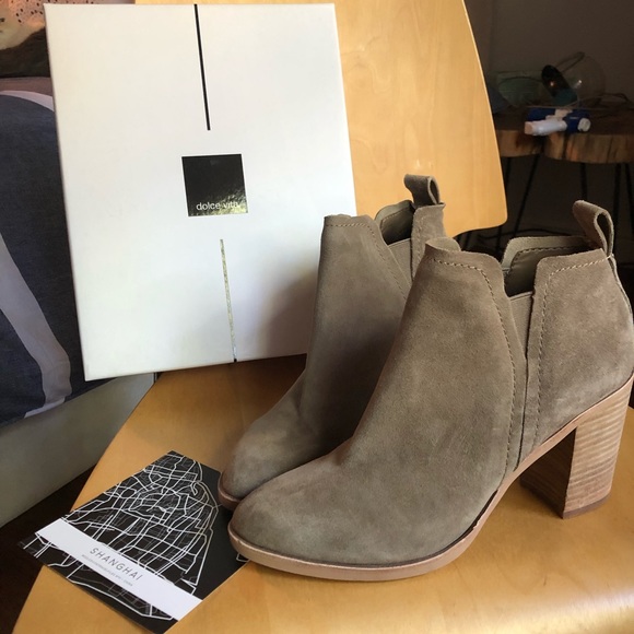 Dolce Vita ankle boots. - Picture 2 of 2